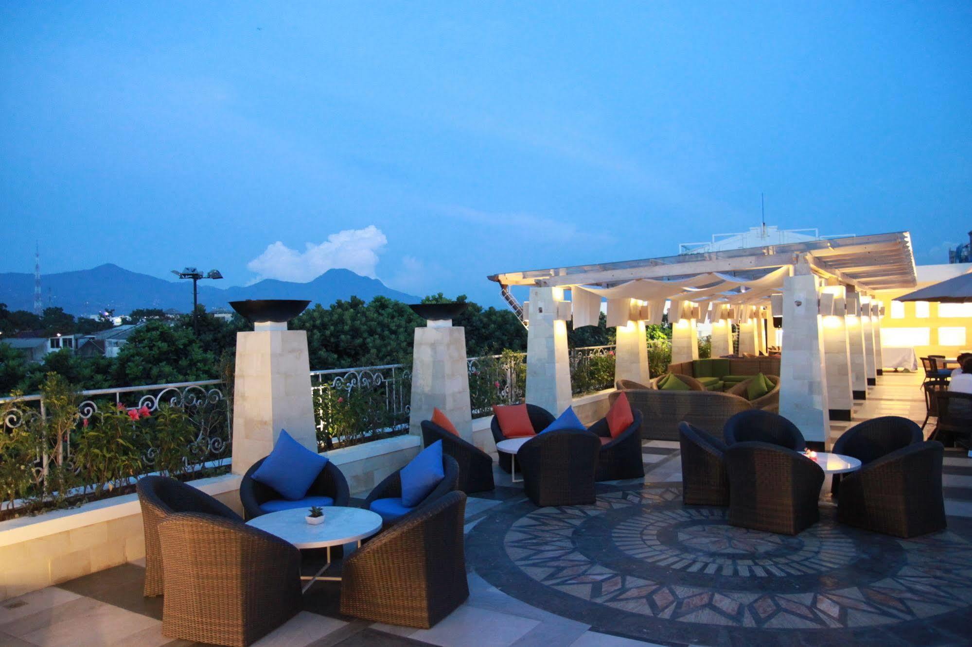 The Papandayan Hotel Bandung Exterior photo